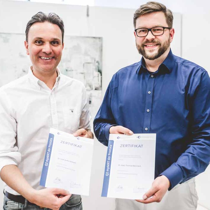 Demant und Weimann mit Zertifikat