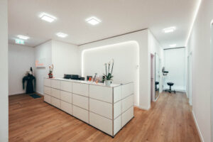 www.julianhuke.com